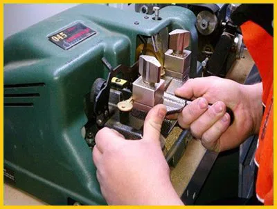 Nashville Lock And Locksmith Nashville, TN 615-486-3040 Nashville Lock And Locksmith Nashville, TN 615-486-3040 - 23-5